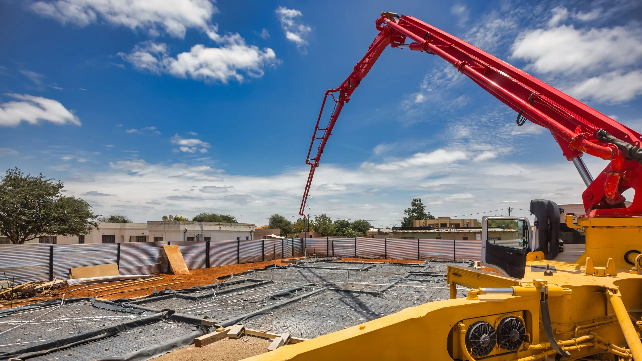 memilih pompa beton yang tepat untuk proyek konstruksi